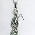 DIJE DE LA MUERTE CON PIEDRAS